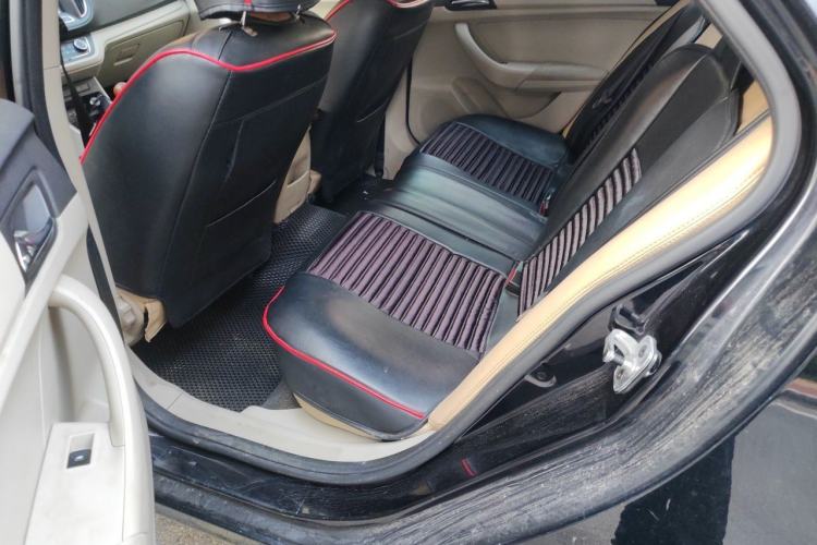 Used Roewe 360 2017 1.5L Manual Smart Screen Version Left Rear Seat
