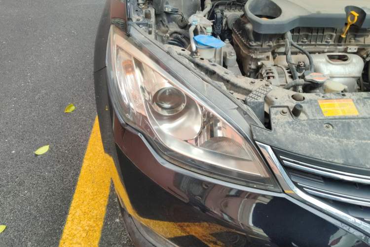 Used Roewe 360 2017 1.5L Manual Luxury Edition Right Front Headlight