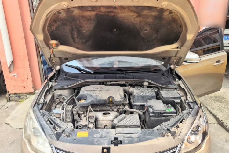 Used Roewe 360 2017 1.5L Automatic Luxury Edition Engine Bay