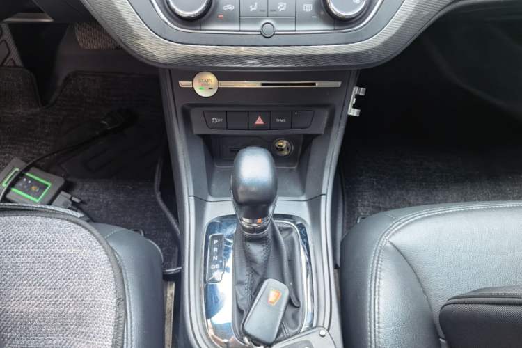 Used Roewe 360 2017 1.5L Automatic Luxury Edition Gear Lever