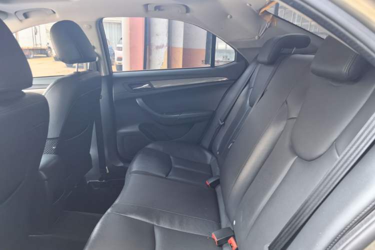 Used Roewe 360 2017 1.5L Automatic Luxury Edition Left Rear Seat