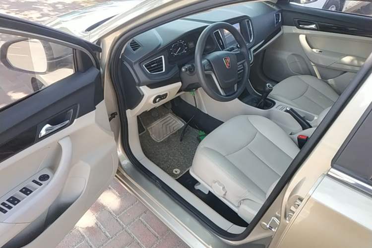 Used Roewe 360 2017 1.5L Manual Luxury Edition Driver Seat