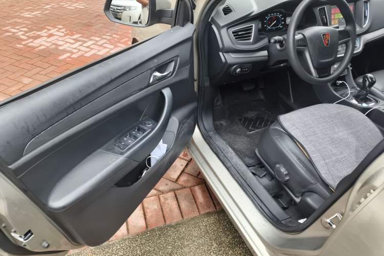 Used Roewe 360 2017 1.5L Automatic Luxury Edition Driver Seat