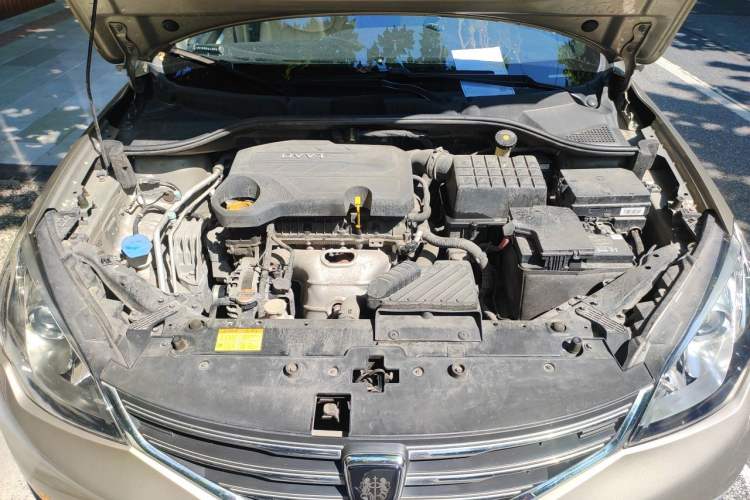 Used Roewe 360 2017 1.5L Automatic Luxury Edition Engine Bay