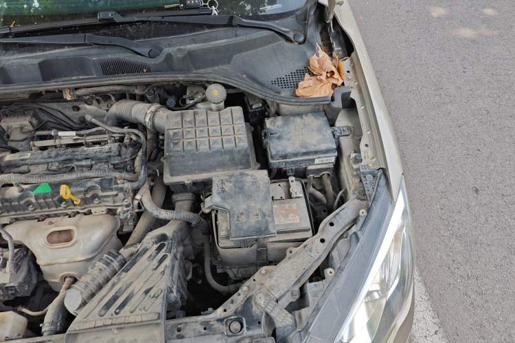 Used Roewe 360 2017 1.5L Automatic Luxury Edition Engine Bay Left