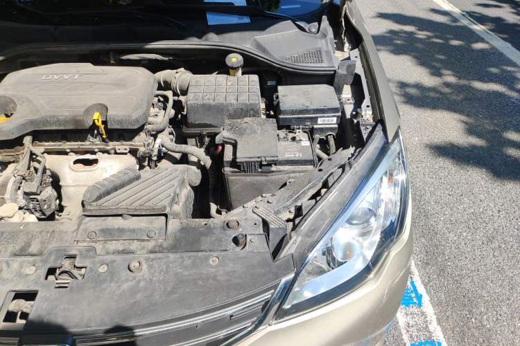 Used Roewe 360 2017 1.5L Automatic Luxury Edition Engine Bay Left