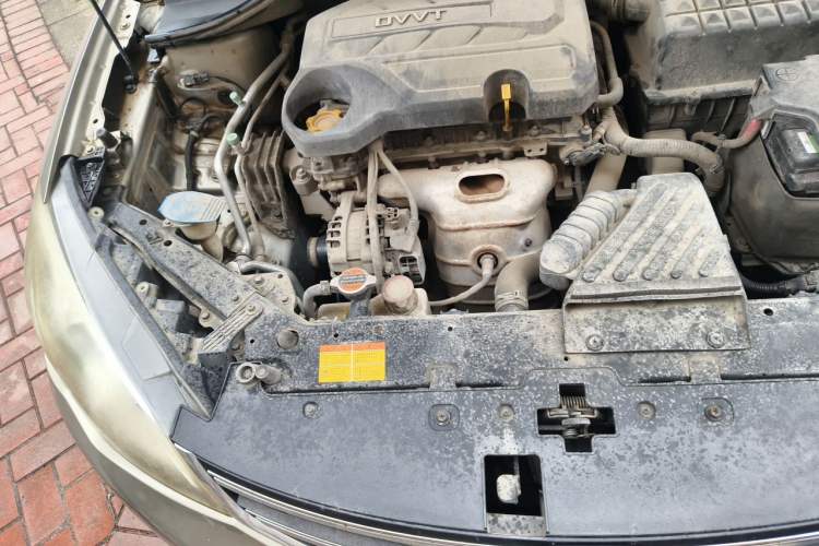 Used Roewe 360 2017 1.5L Automatic Luxury Edition Engine Bay Right