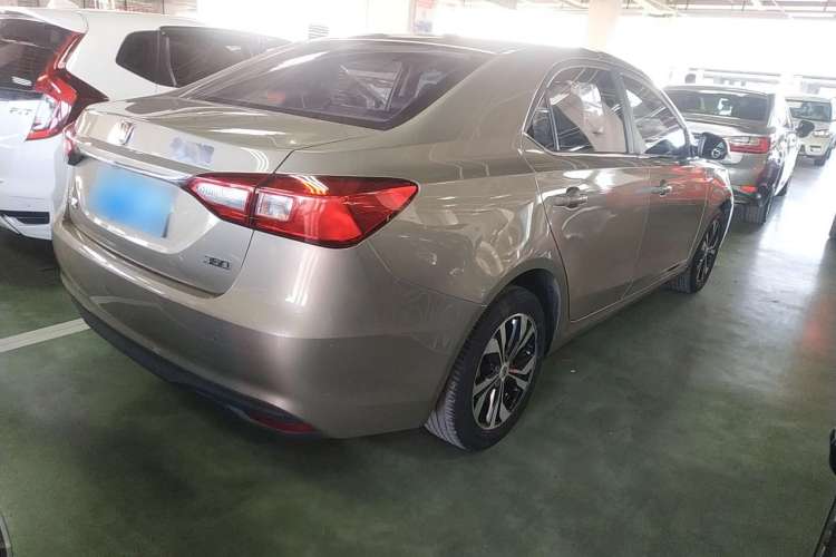 Used Roewe 360 2017 1.5L Automatic Luxury Edition Exterior 3