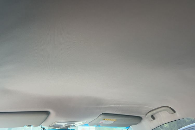 Used Roewe 360 2017 1.5L Automatic Smart Screen Version Headliner