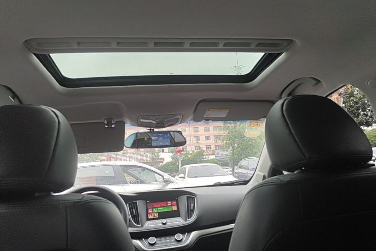 Used Roewe 360 2017 1.5L Automatic Luxury Edition Headliner