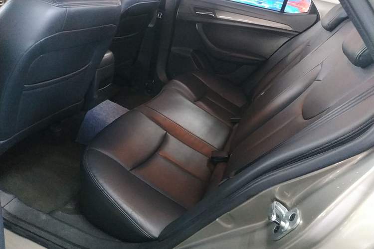 Used Roewe 360 2017 1.5L Automatic Luxury Edition Interior 1