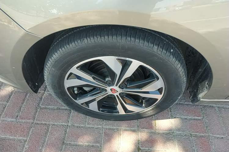 Used Roewe 360 2017 1.5L Manual Luxury Edition Left Front Wheel Hub