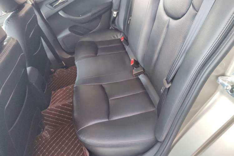 Used Roewe 360 2017 1.5L Automatic Smart Screen Version Left Rear Seat