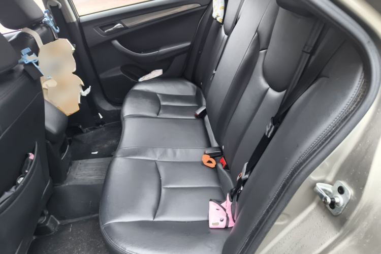 Used Roewe 360 2017 1.5L Automatic Luxury Edition Left Rear Seat