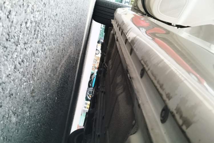 Used Roewe 360 2017 1.5L Manual Luxury Edition Left Side Sill