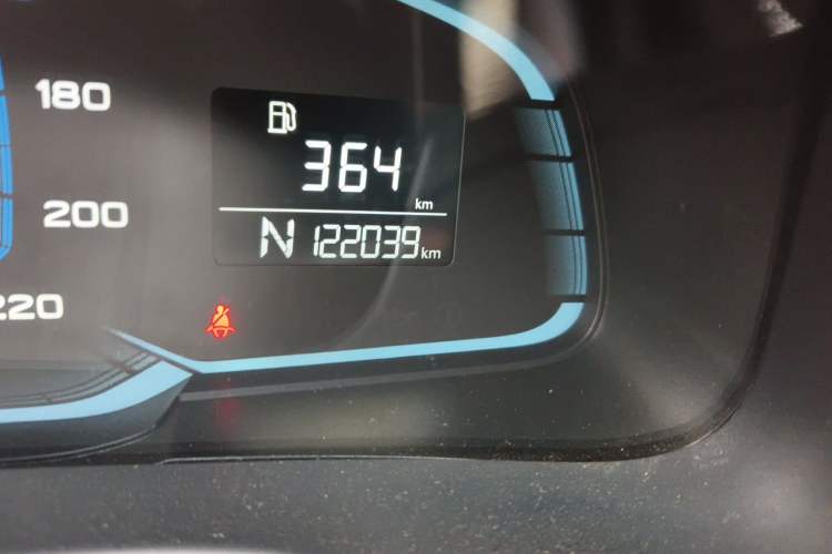 Used Roewe 360 2017 1.5L Automatic Luxury Edition Odometer Close Up
