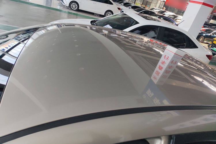 Used Roewe 360 2017 1.5L Automatic Smart Screen Version Roof
