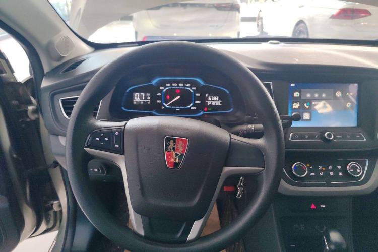 Used Roewe 360 2017 1.5L Automatic Smart Screen Version Steering Wheel
