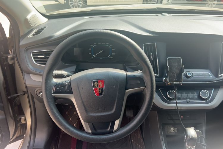 Used Roewe 360 2017 1.5L Automatic Smart Screen Version Steering Wheel