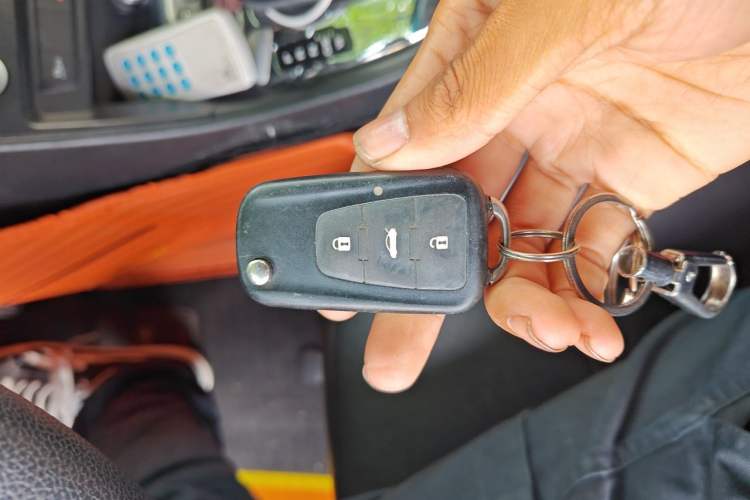 Used Roewe 360 2017 1.5L Automatic Luxury Edition Vehicle Key