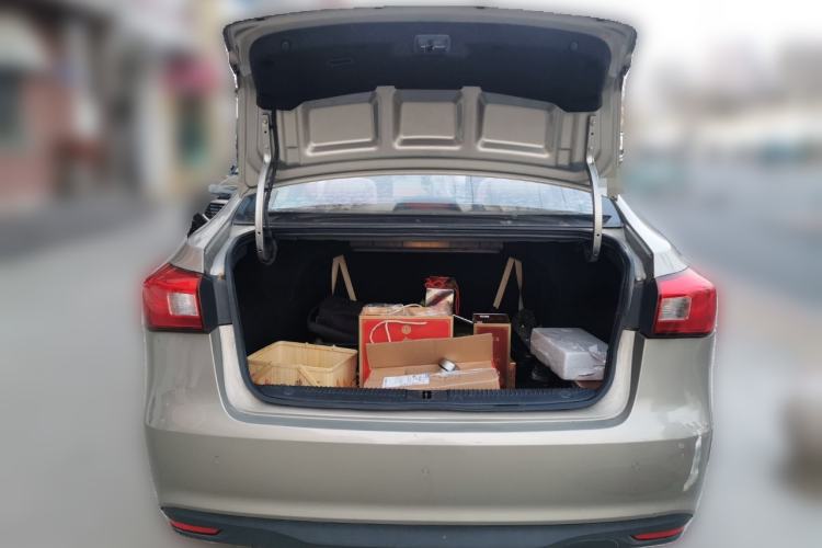 Used Roewe 360 2017 1.5L Automatic Luxury Edition Trunk