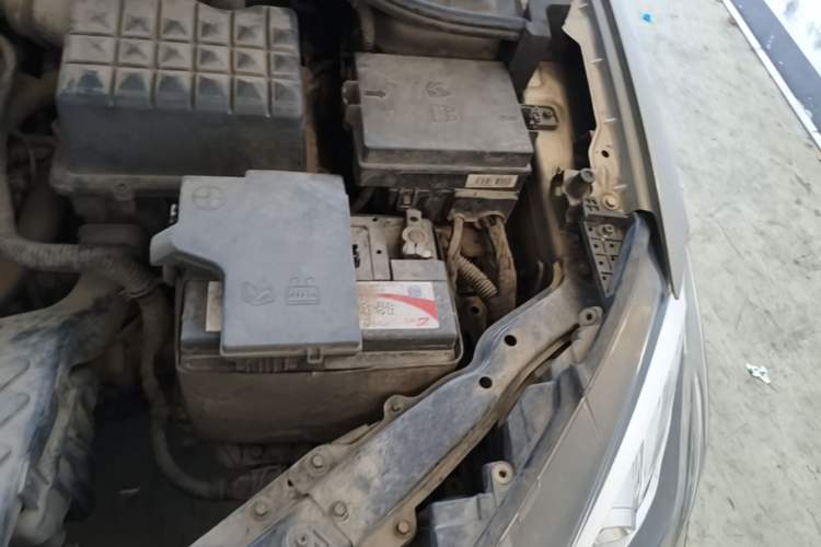 Used Roewe 360 2017 1.5L Manual Luxury Edition Engine Bay Left