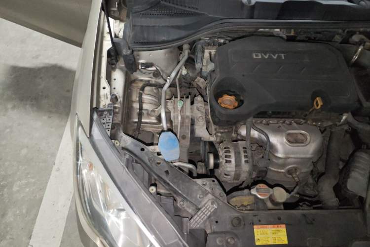 Used Roewe 360 2017 1.5L Automatic Luxury Edition Engine Bay Right