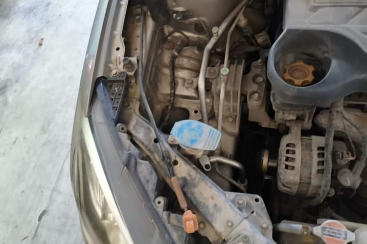 Used Roewe 360 2017 1.5L Manual Luxury Edition Engine Bay Right