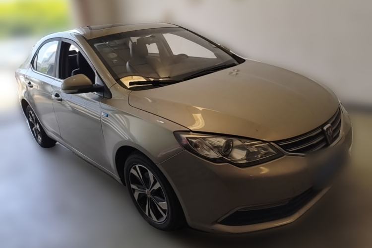 Used Roewe 360 2017 1.5L Manual Luxury Edition Front Right 45 Deg