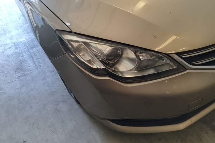 Used Roewe 360 2017 1.5L Manual Luxury Edition Right Front Headlight