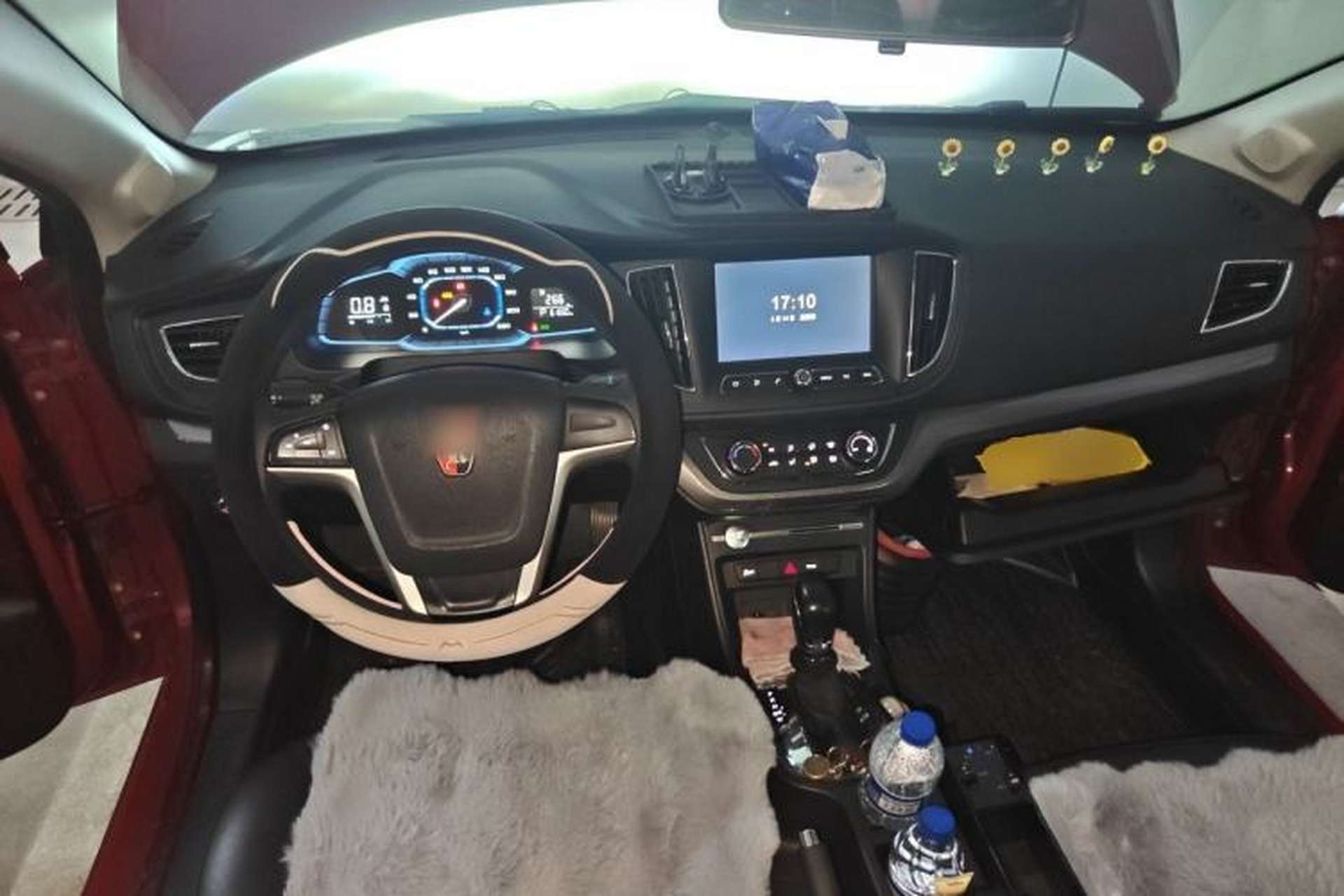 Used Roewe 360 2017 1.5L Automatic Luxury Edition Center Console