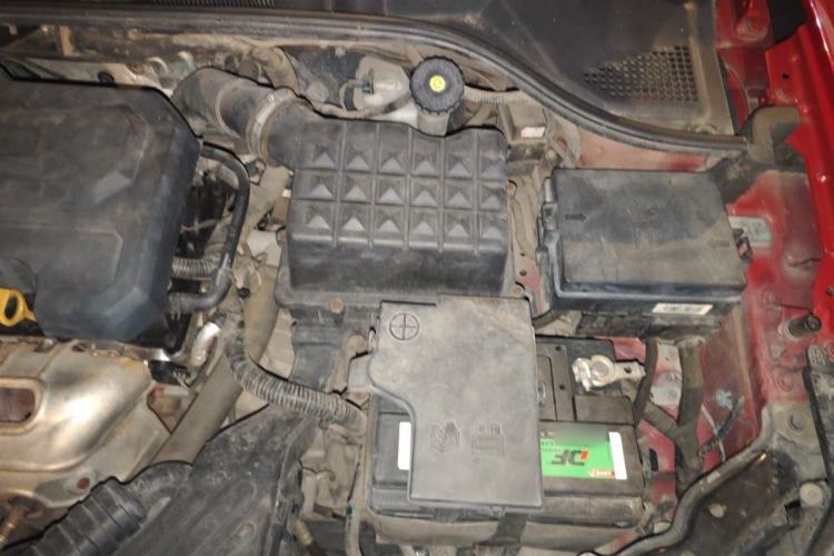 Used Roewe 360 2017 1.5L Automatic Luxury Edition Engine Bay Left