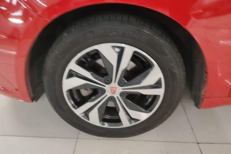 Used Roewe 360 2017 1.5L Automatic Luxury Edition Exterior 7