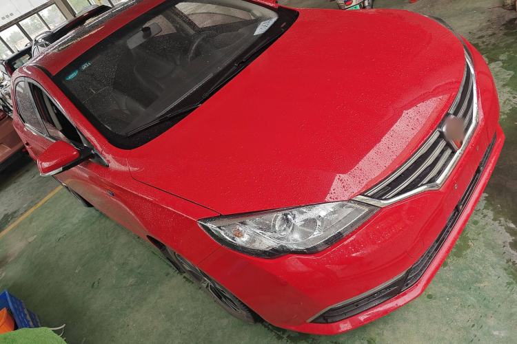 Used Roewe 360 2017 1.5L Automatic Luxury Edition Front Right 45 Deg