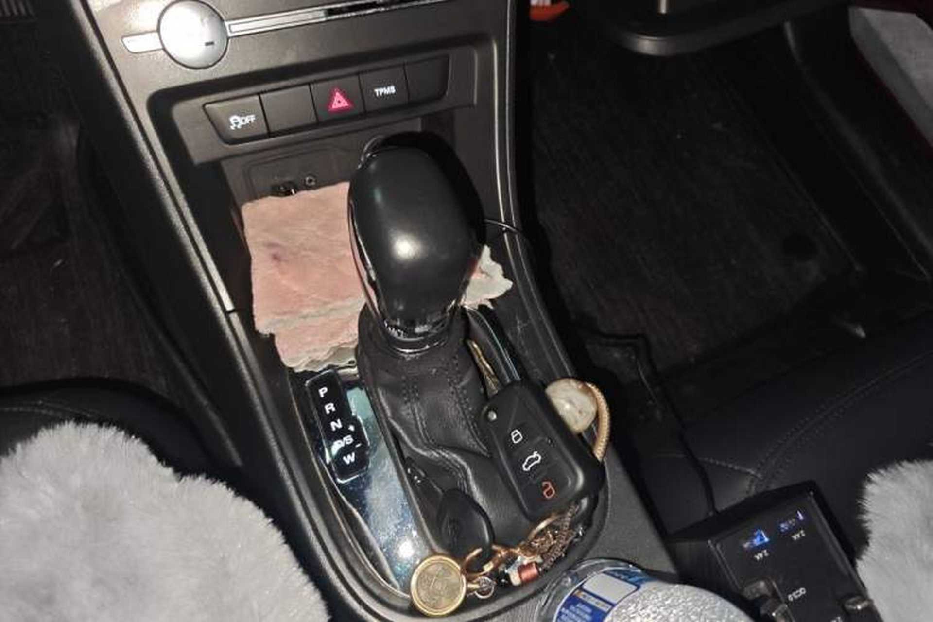 Used Roewe 360 2017 1.5L Automatic Luxury Edition Gear Lever