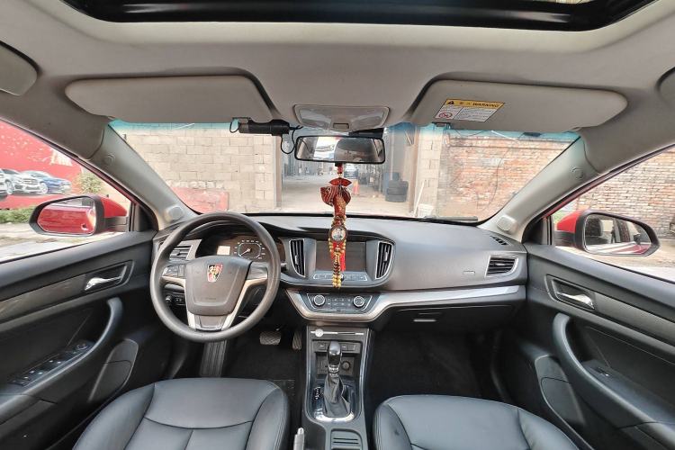 Used Roewe 360 2017 1.5L Automatic Luxury Edition Interior 1