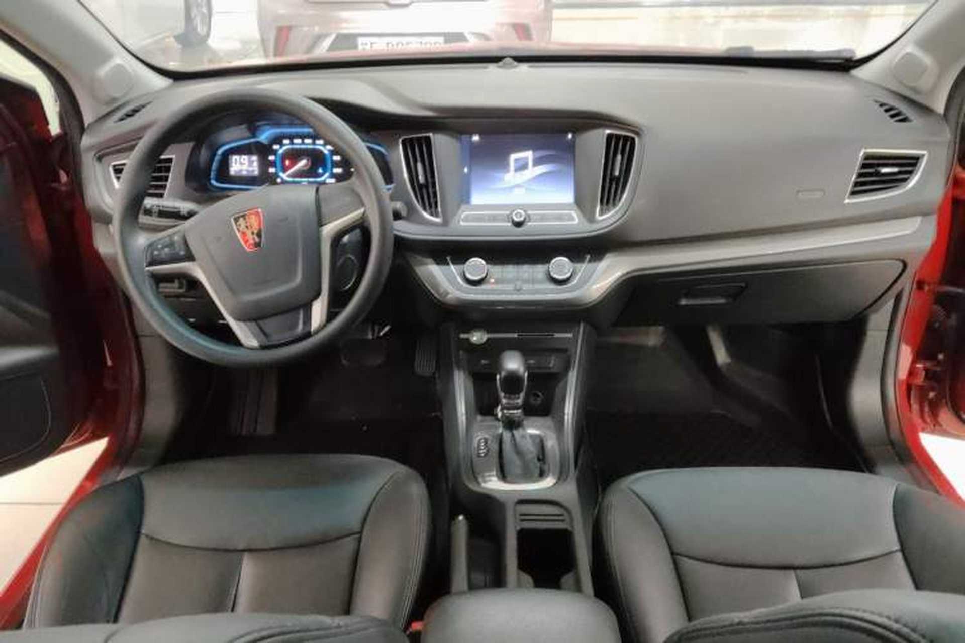 Used Roewe 360 2017 1.5L Automatic Luxury Edition Interior 2