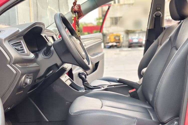 Used Roewe 360 2017 1.5L Automatic Luxury Edition Interior 6