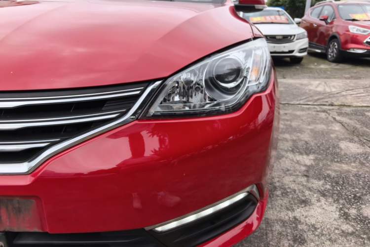 Used Roewe 360 2017 1.5L Automatic Luxury Edition Left Front Headlight