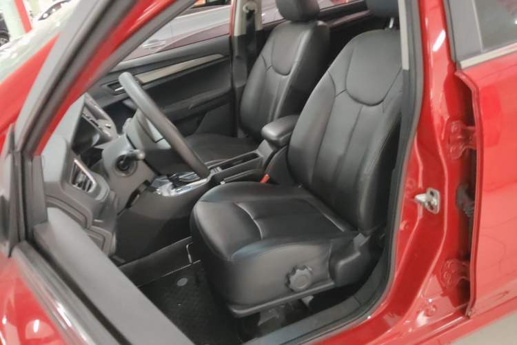 Used Roewe 360 2017 1.5L Automatic Luxury Edition Left Front Seat