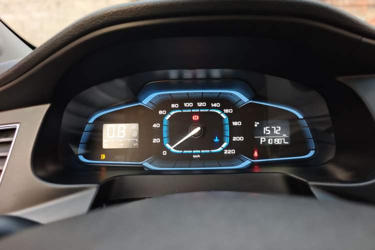 Used Roewe 360 2017 1.5L Automatic Luxury Edition Odometer Close Up