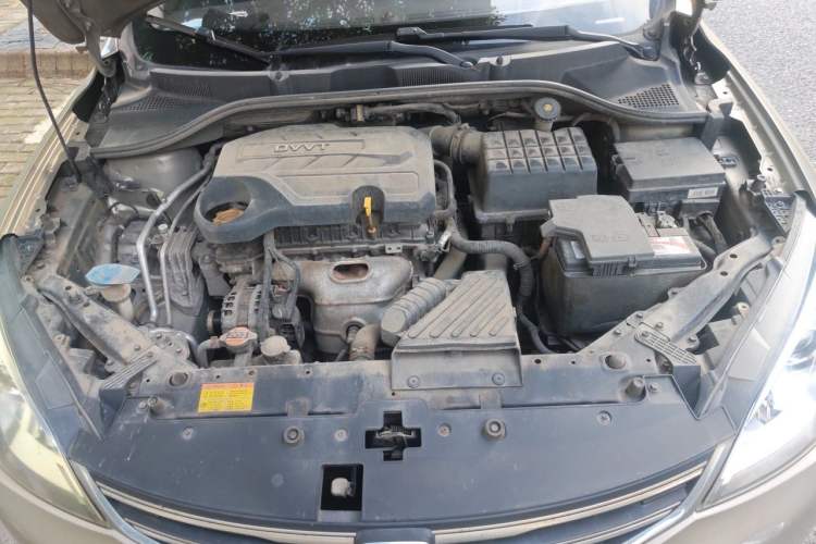 Used Roewe 360 2017 1.5L Manual Luxury Edition Engine Bay