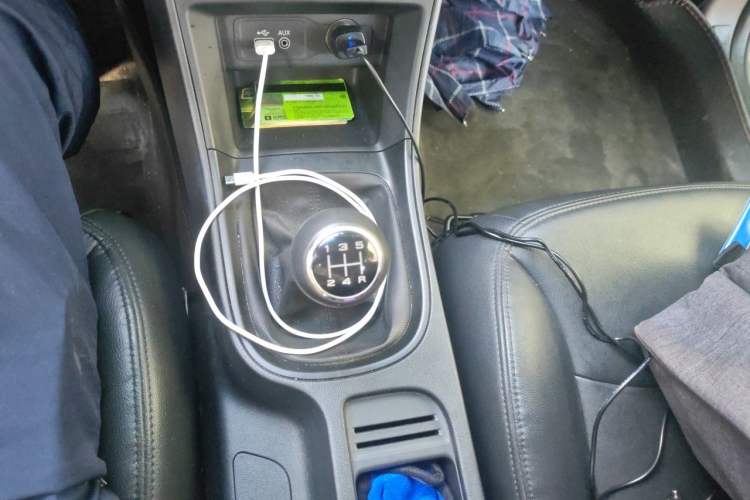 Used Roewe 360 2017 1.5L Manual Luxury Edition Gear Lever