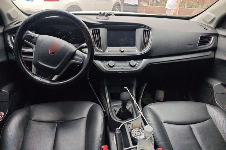 Used Roewe 360 2017 1.5L Manual Luxury Edition Center Console