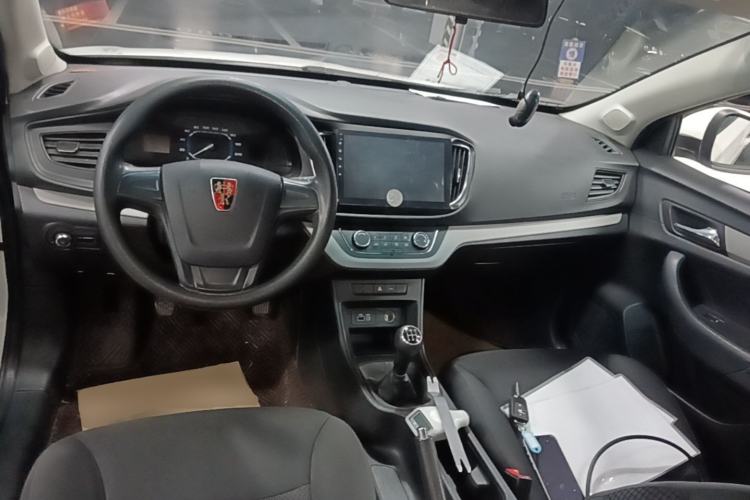 Used Roewe 360 2017 1.5L Manual Elite Edition Center Console