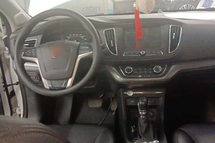 Used Roewe 360 2017 1.5L Automatic Luxury Edition Center Console