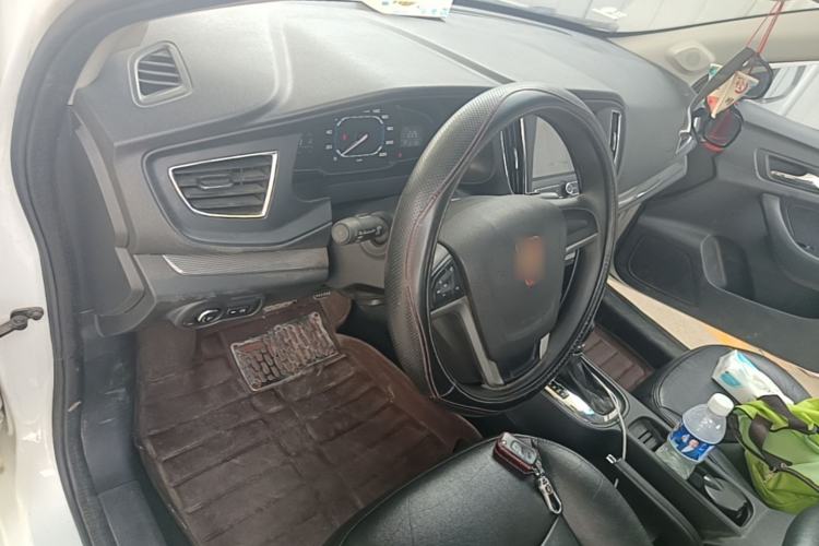 Used Roewe 360 2017 1.5L Automatic Luxury Edition Center Console