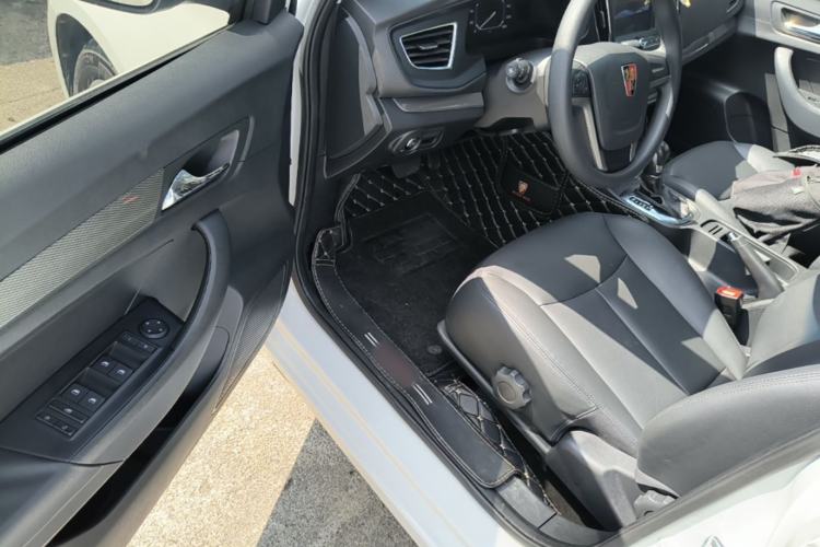 Used Roewe 360 2017 1.5L Automatic Luxury Edition Driver Seat