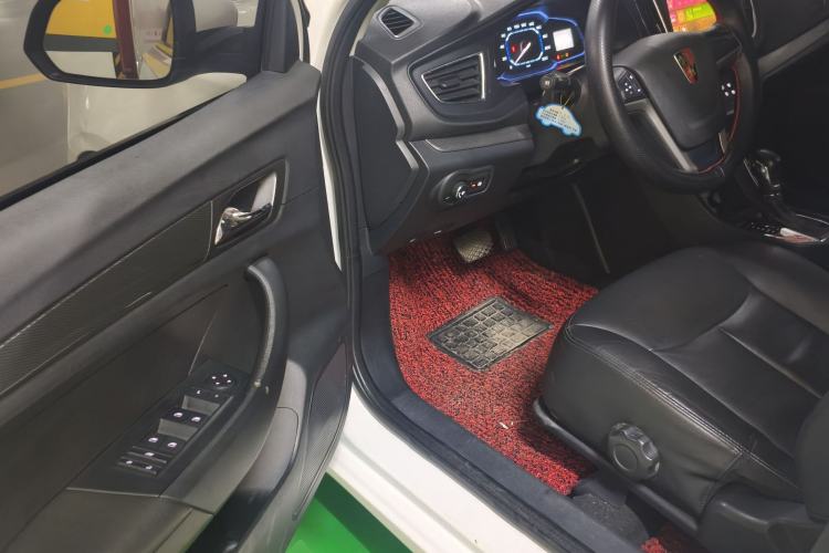Used Roewe 360 2017 1.5L Automatic Luxury Edition Driver Seat