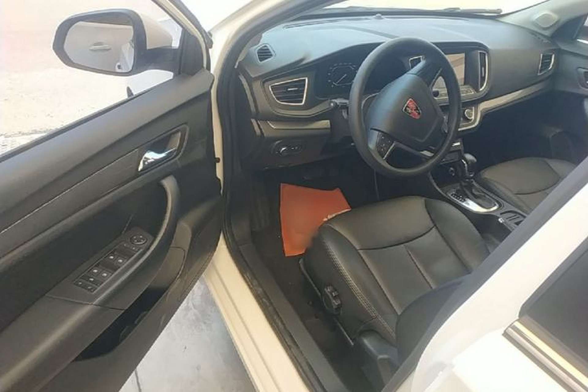 Used Roewe 360 2017 1.5L Automatic Luxury Edition Driver Seat
